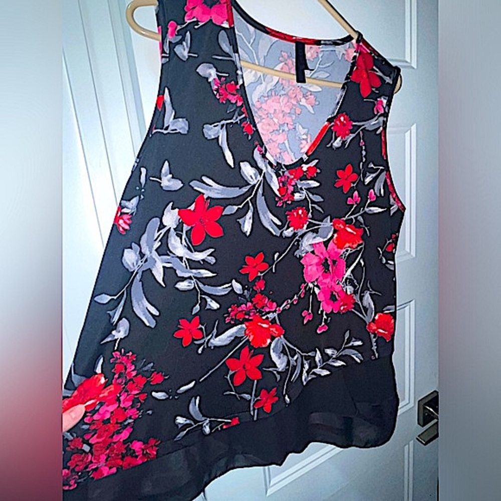 Floral black tank top for women XL